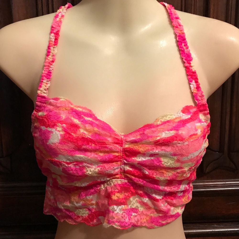 🌺 EUC BRALETTE BY PINK